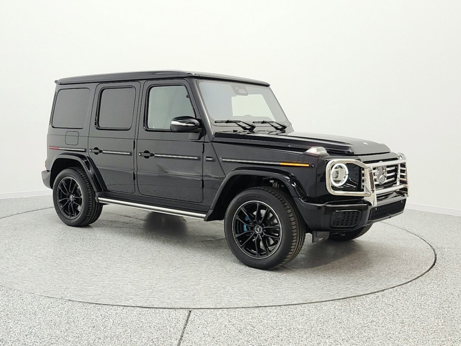 Used 2025 Mercedes-Benz G 550 image 3