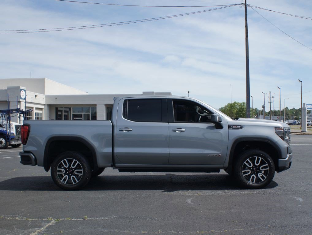 Used 2024 GMC Sierra 1500 AT4 w/ Technology Package image 21