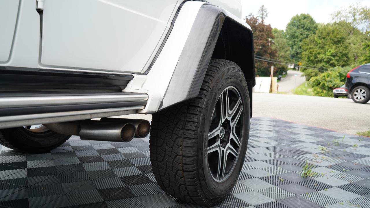 Used 2018 Mercedes-Benz G 550 Squared image 36