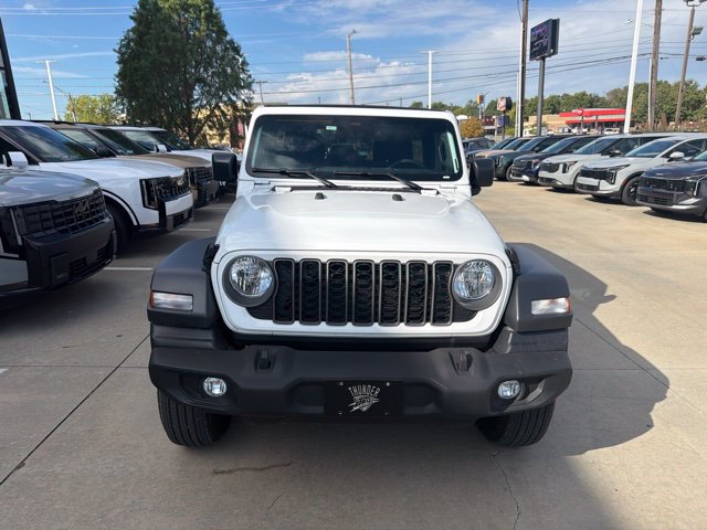 Used 2026 Jeep Wrangler Unlimited Sport AWD/4WD image 2