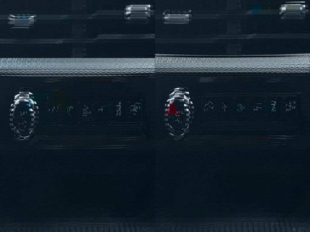 New 2026 Ford Explorer Active RWD image 47