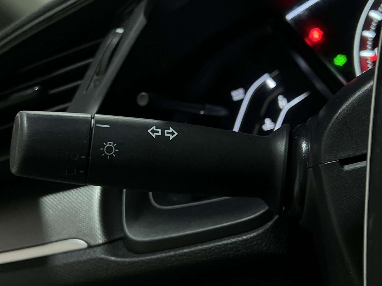 Used 2018 Honda Civic LX image 28