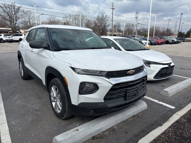 Used 2023 Chevrolet TrailBlazer LS image 2