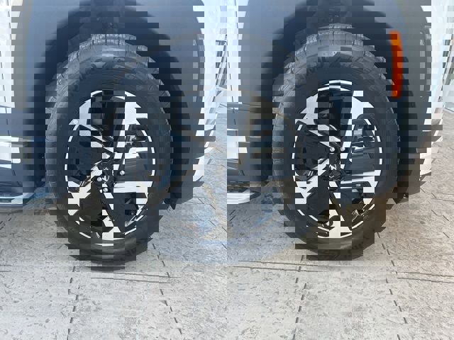 New 2026 Hyundai Ioniq 9 SE image 42