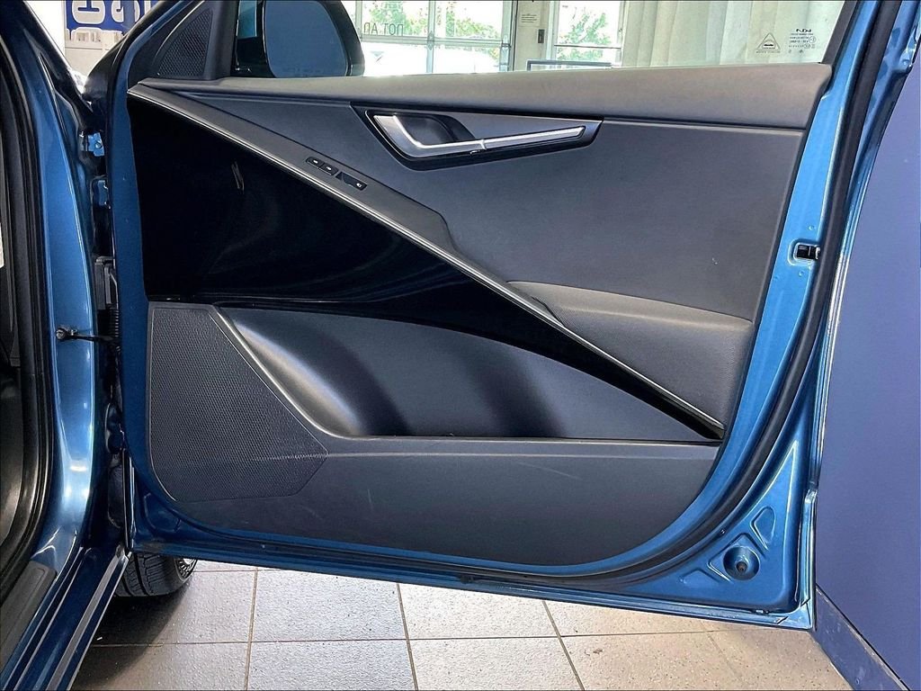 Used 2024 Kia Niro Wind w/ Wind Preserve Package FWD image 12