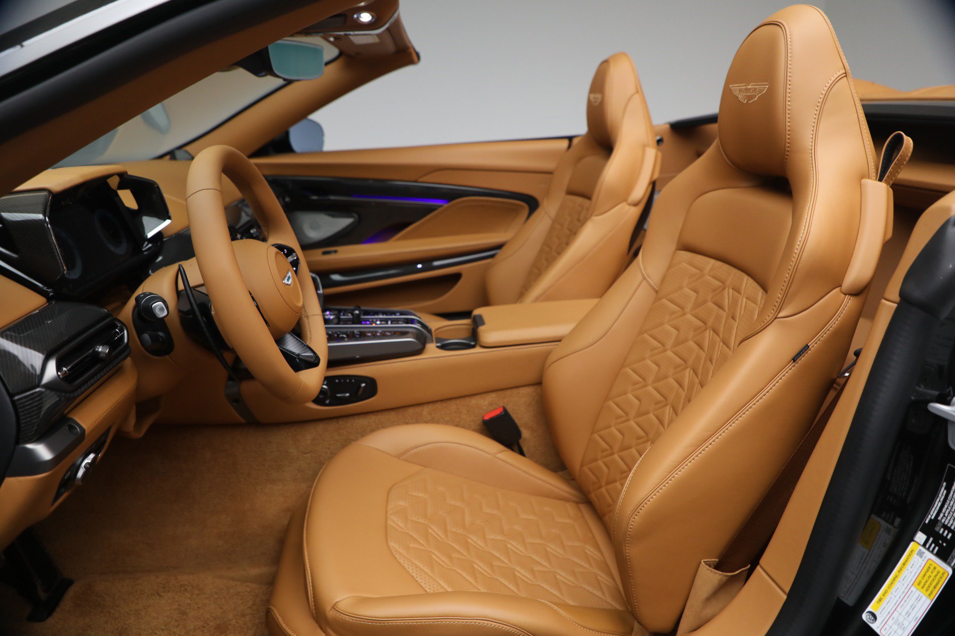 New 2026 Aston Martin Vanquish Convertible RWD image 26