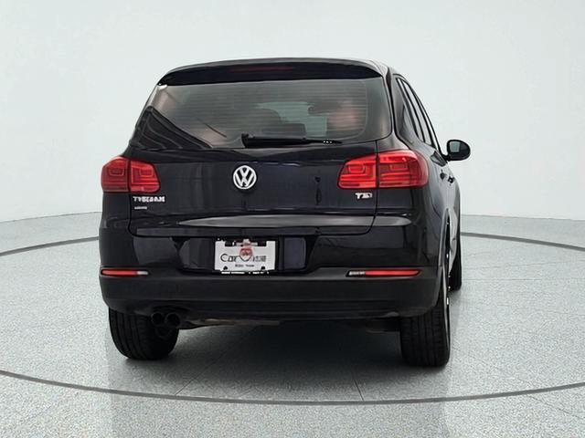 Used 2017 Volkswagen Tiguan Limited w/ Alloy Wheels Package image 7