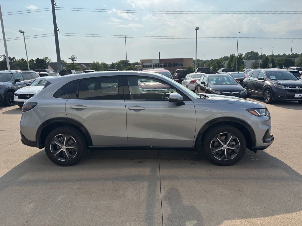 Used 2023 Honda HR-V EX-L image 4