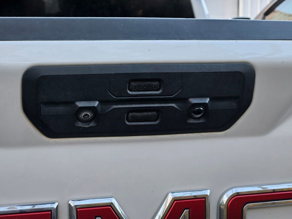 Used 2022 GMC Sierra 1500 SLT image 17