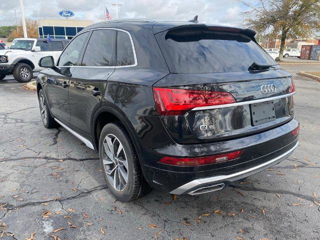 Used 2023 Audi Q5 2.0T Premium w/ Convenience Package image 5