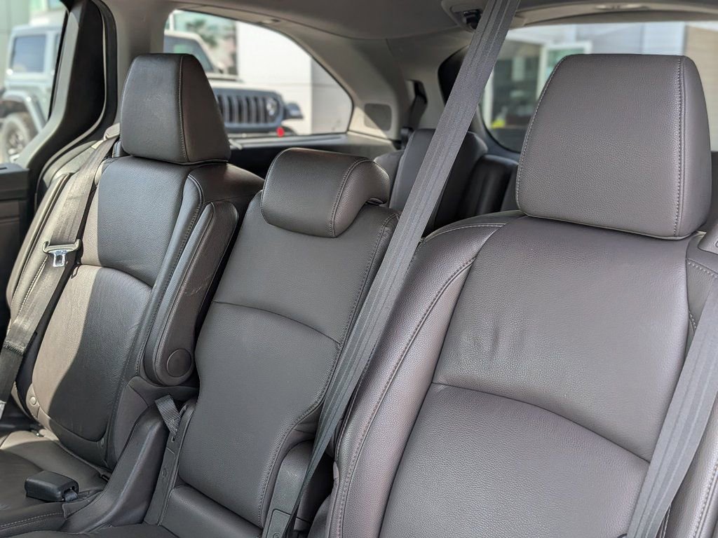 Used 2019 Honda Odyssey Elite image 8