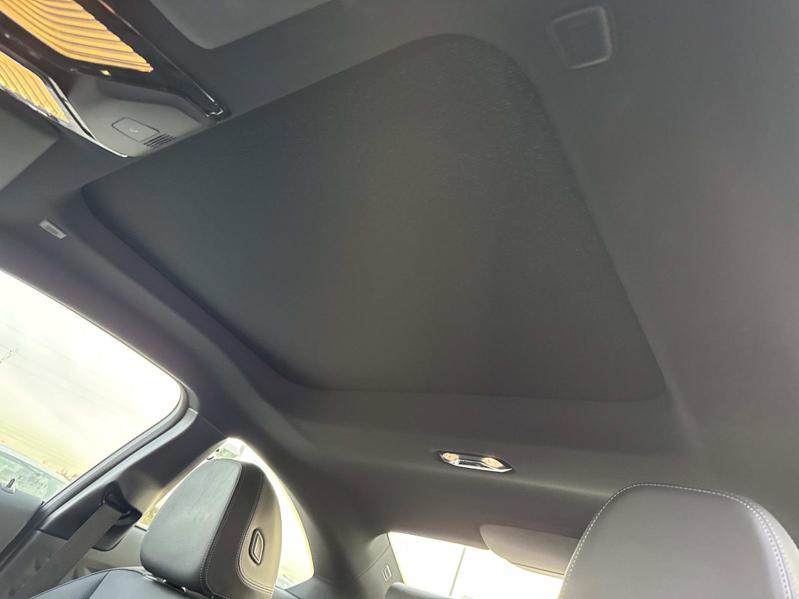 Used 2025 BMW 230i Coupe image 18