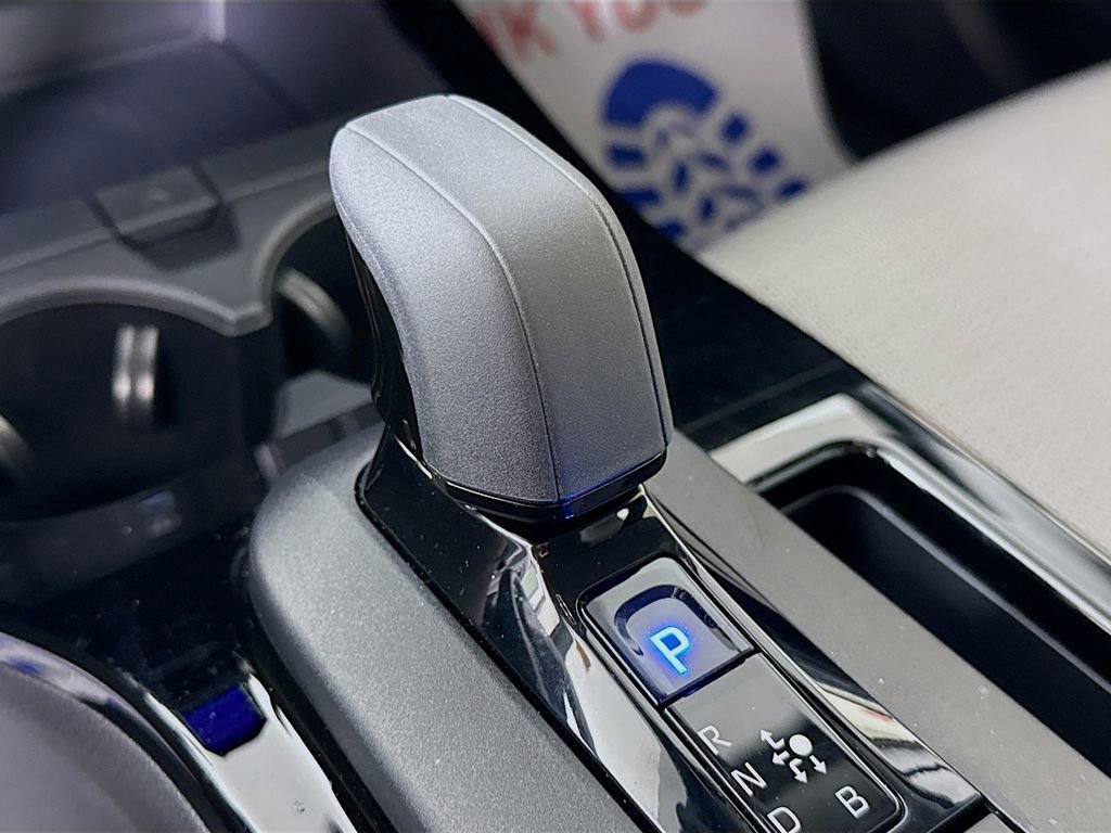 Used 2026 Toyota Prius LE image 8