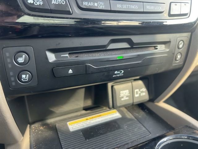Used 2020 Honda Pilot Elite image 16