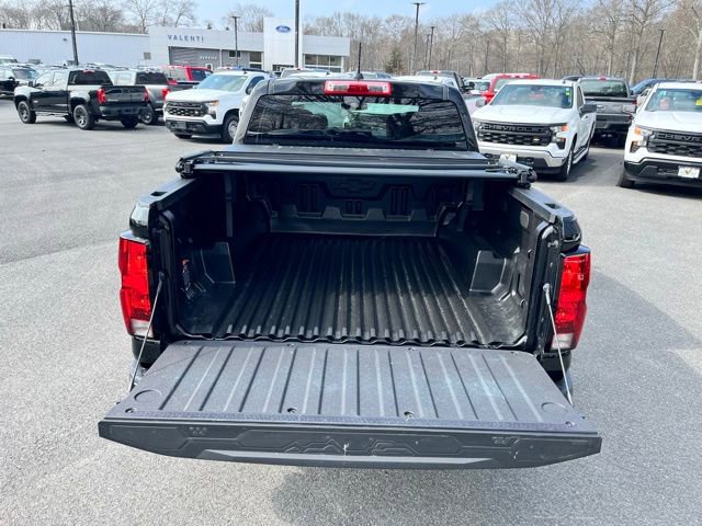 Used 2024 Chevrolet Colorado LT image 8