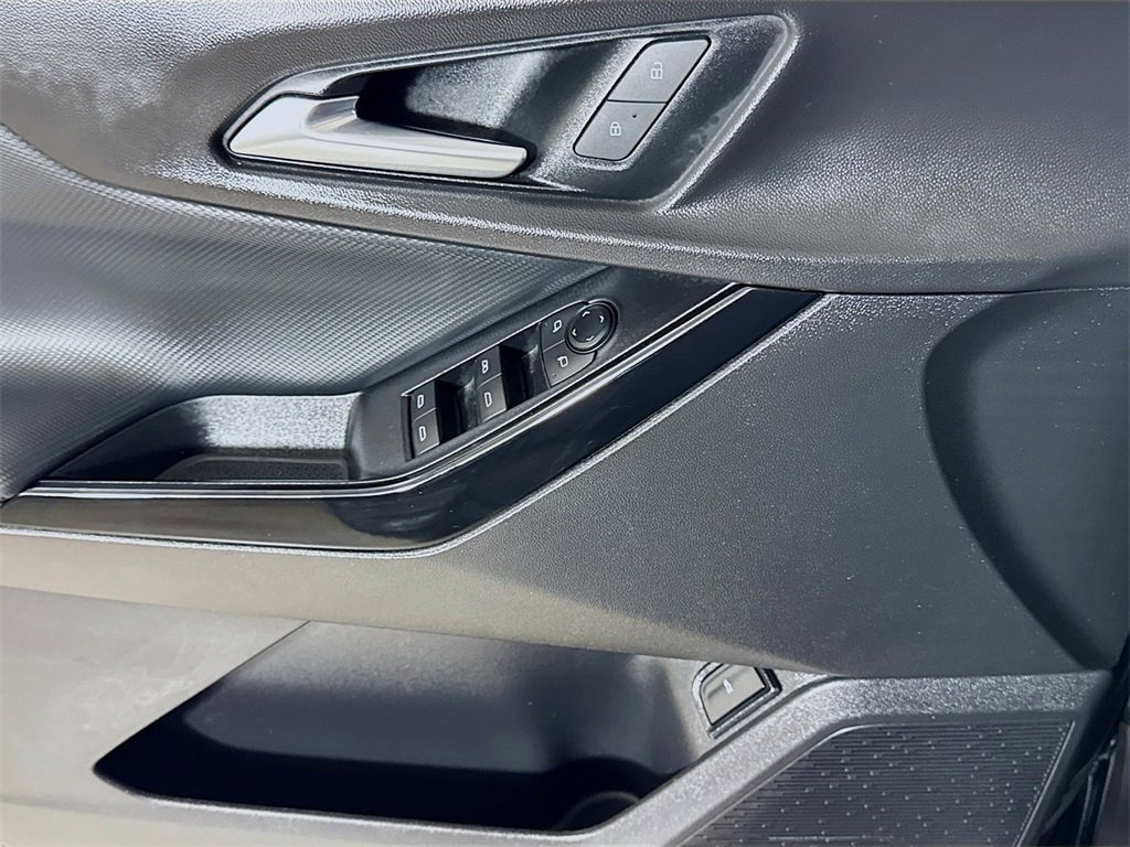 Used 2025 Chevrolet Equinox LT w/ Convenience Package II image 16