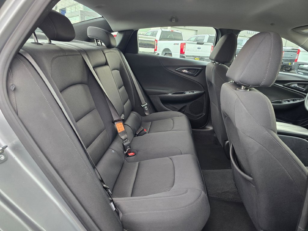 Used 2024 Chevrolet Malibu LT FWD image 14