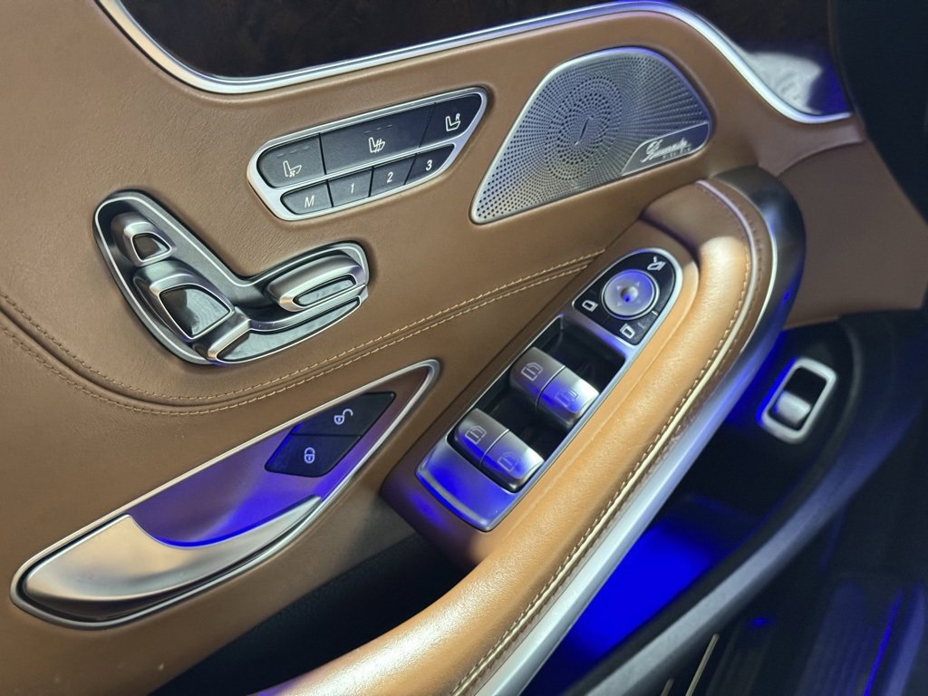 Used 2015 Mercedes-Benz S 63 AMG 4MATIC Coupe image 34