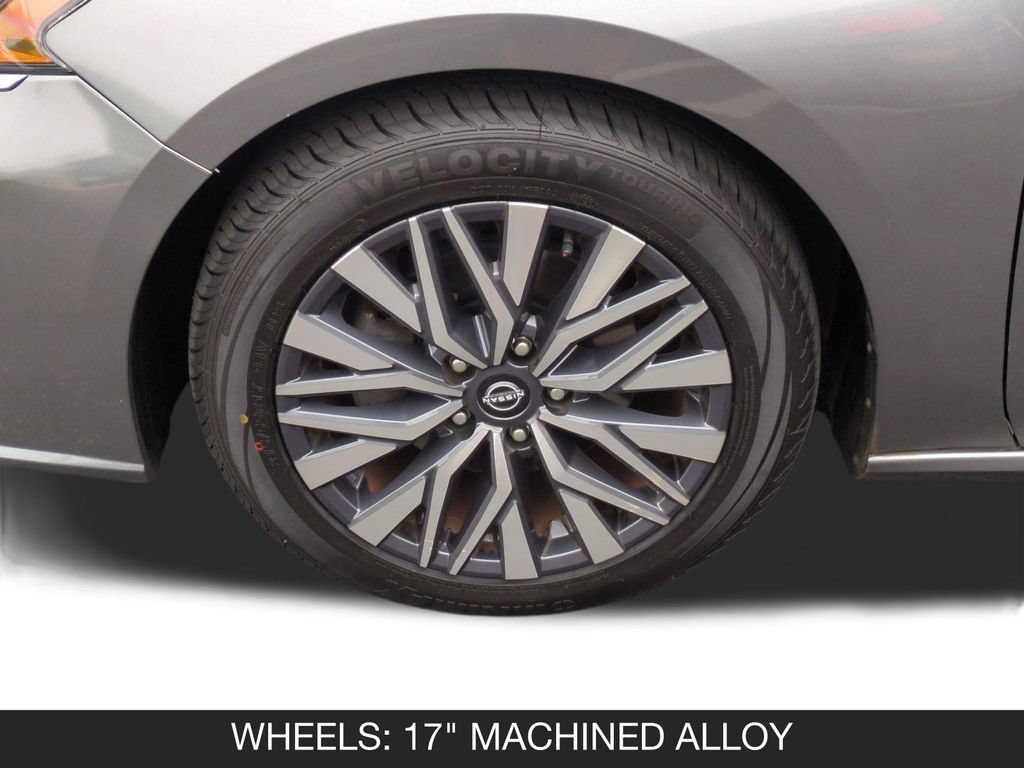 Used 2023 Nissan Altima 2.5 SV FWD image 11