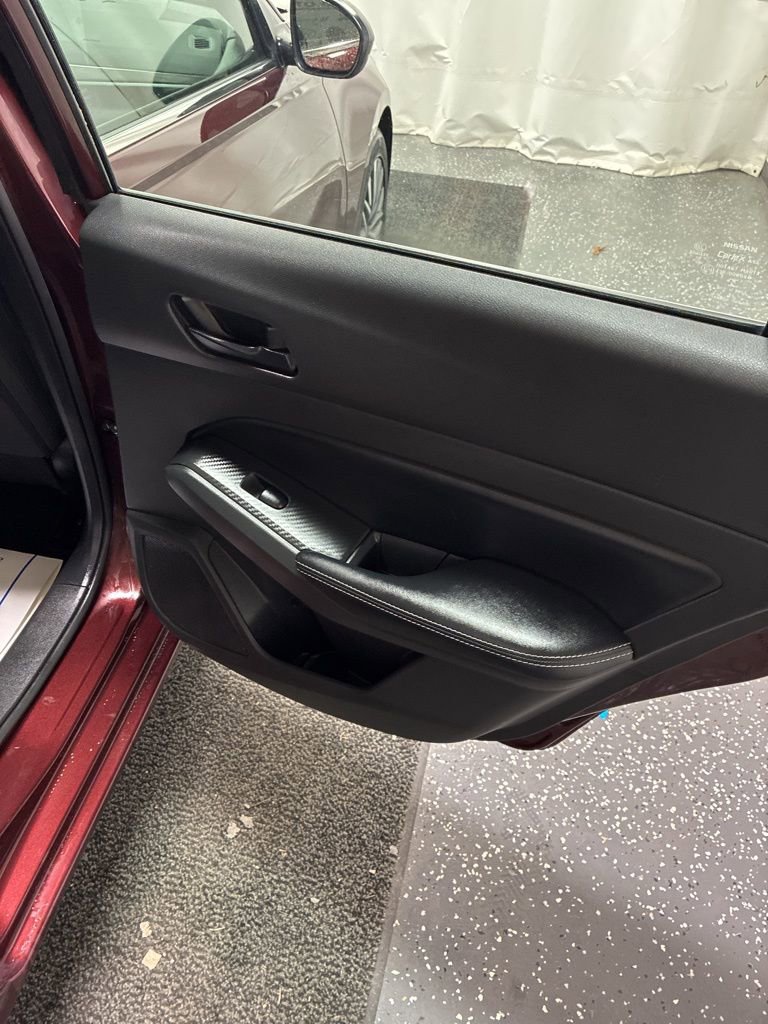 Used 2024 Nissan Altima 2.5 SV image 25