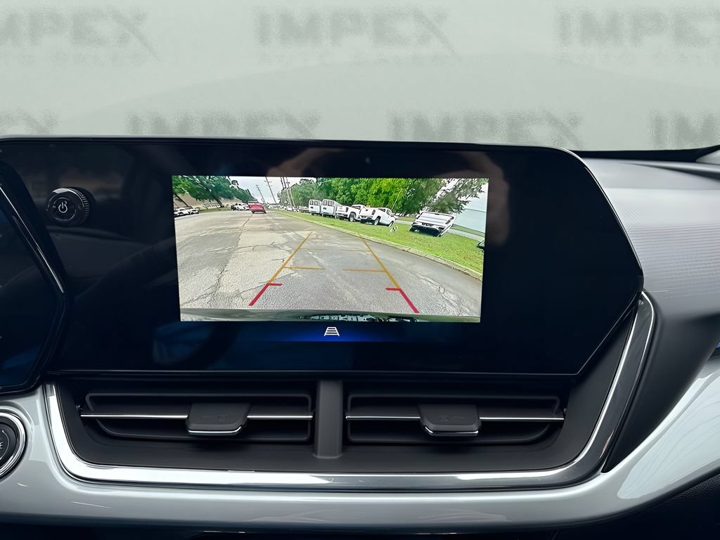 New 2026 Chevrolet Trax LT FWD image 18