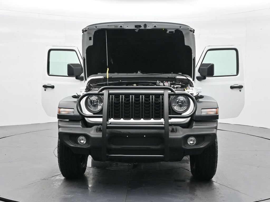 Used 2024 Jeep Wrangler Sport AWD/4WD image 38