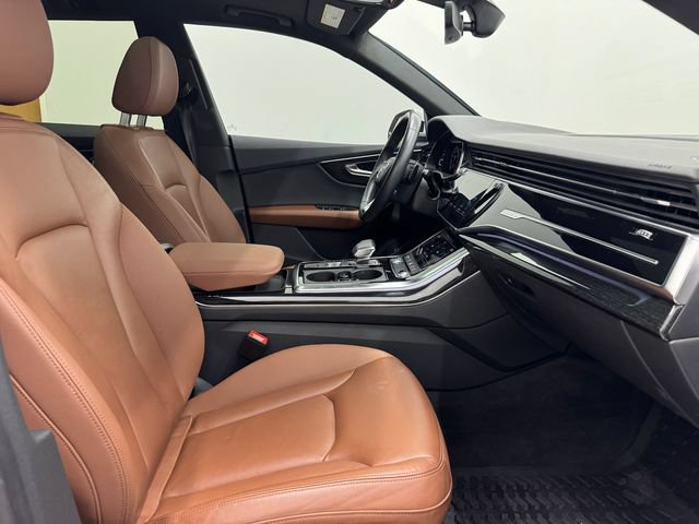 Used 2020 Audi Q8 Premium w/ Black Optic Package AWD/4WD image 18