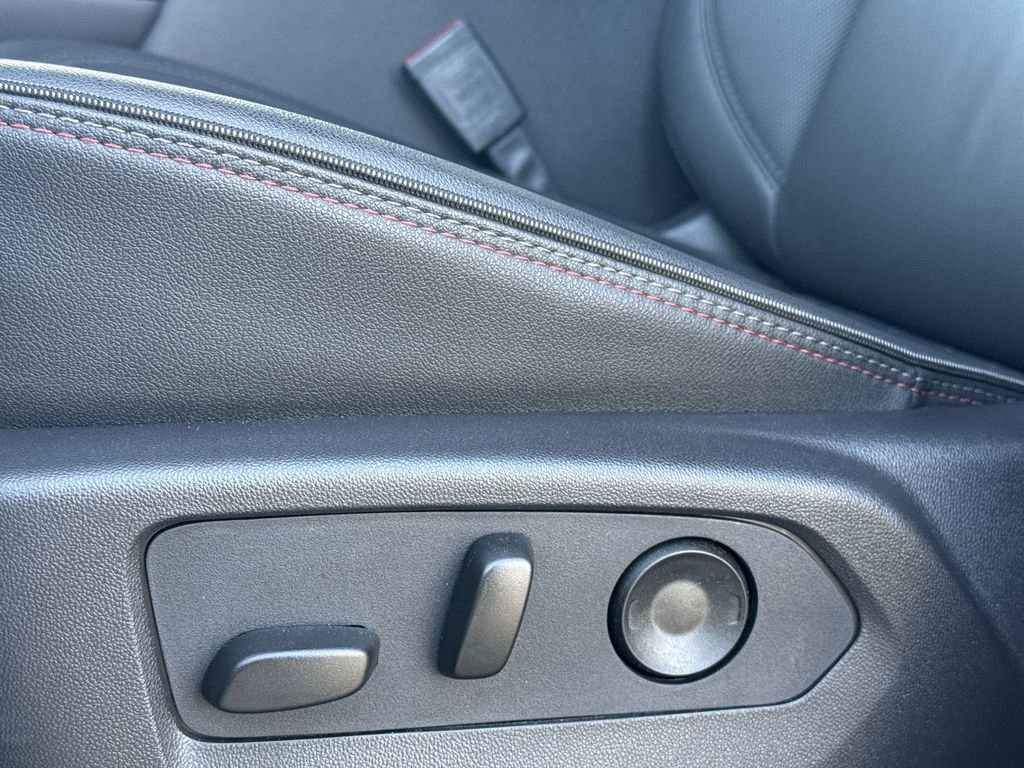 Used 2026 Chevrolet Tahoe RST w/ Comfort Package image 14