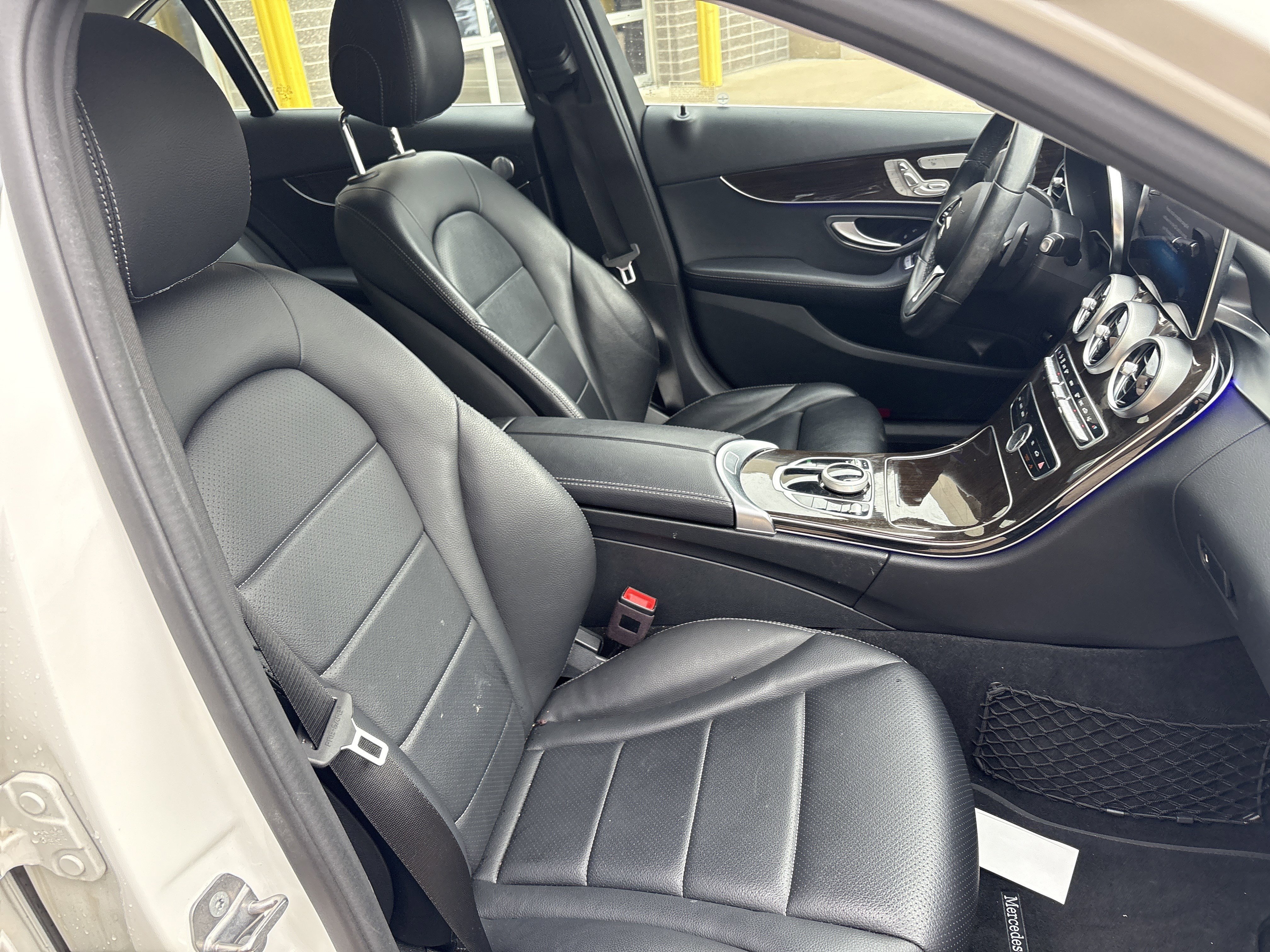 Used 2020 Mercedes-Benz C 300 4MATIC Sedan image 33