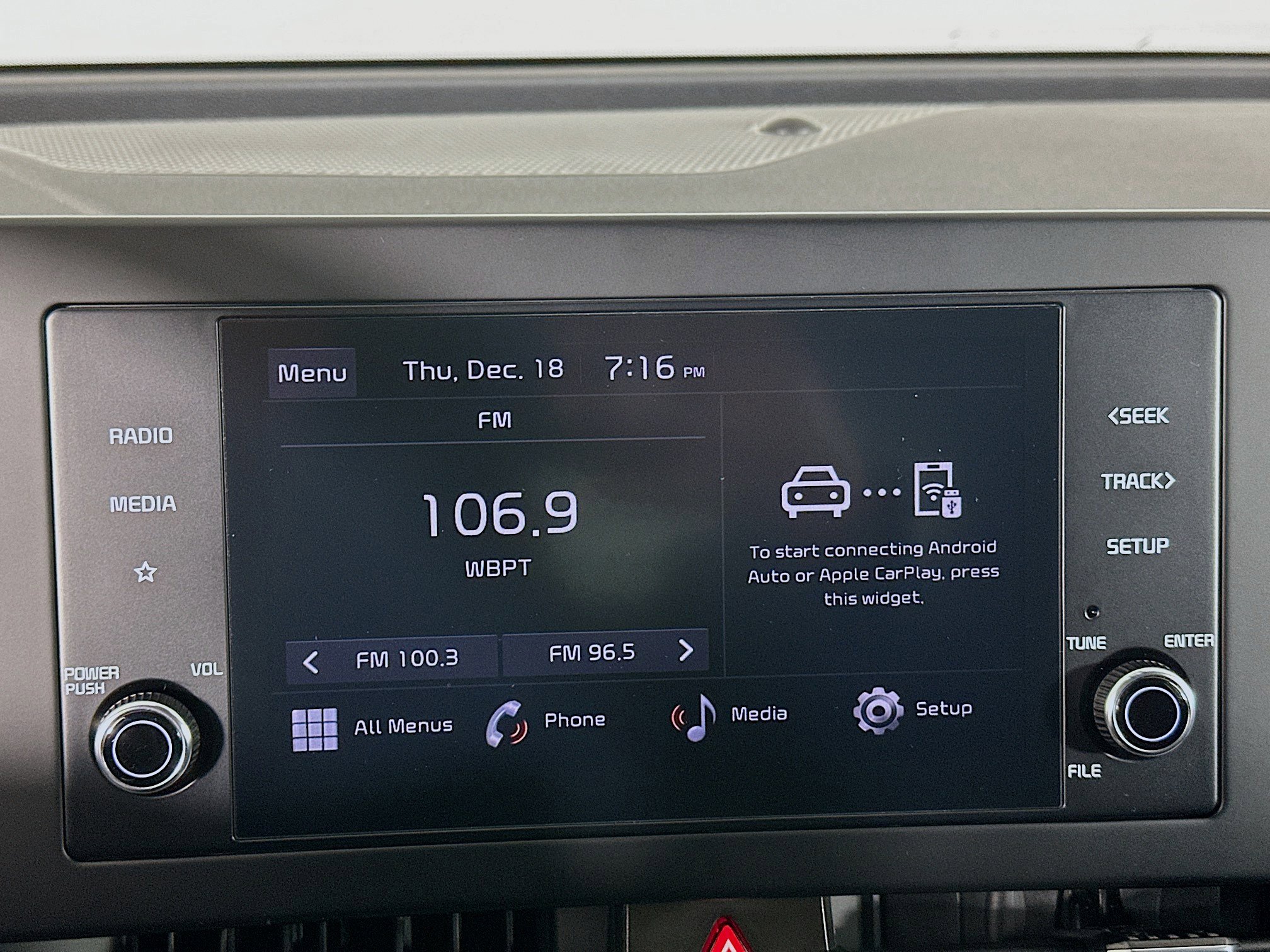 Used 2024 Kia Sportage LX image 19