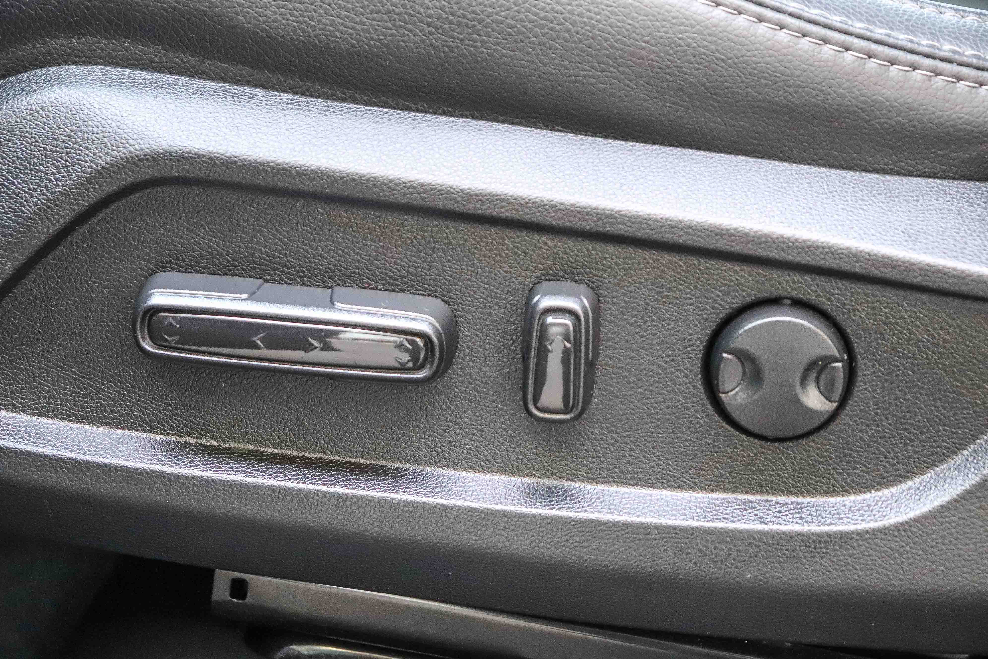 Used 2025 Honda Pilot Touring image 27