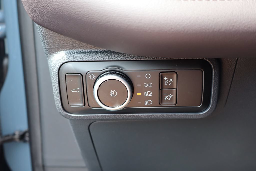 New 2027 Ford Explorer Platinum AWD/4WD image 33