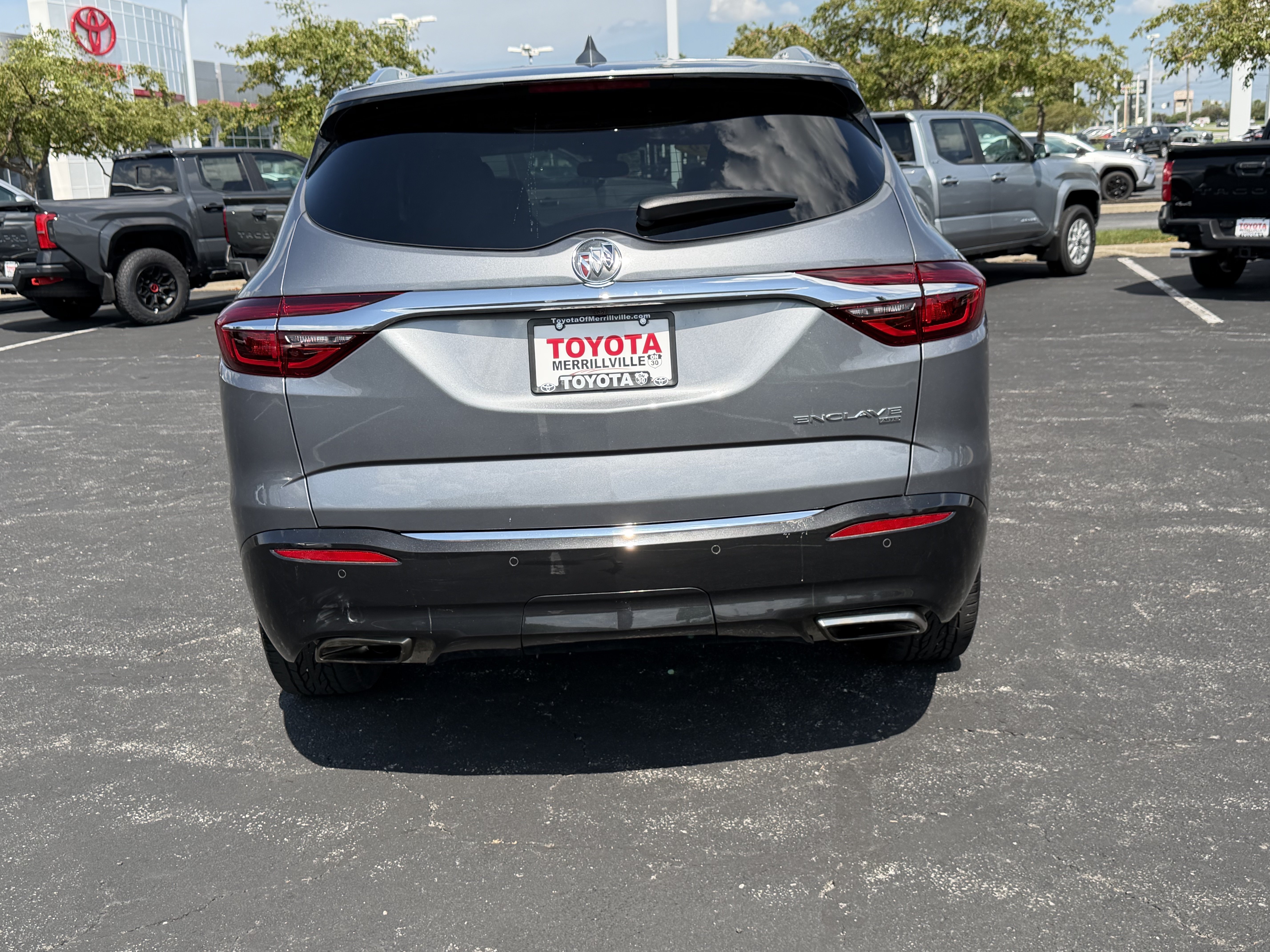 Used 2019 Buick Enclave Premium w/ Experience Buick Package AWD/4WD image 9