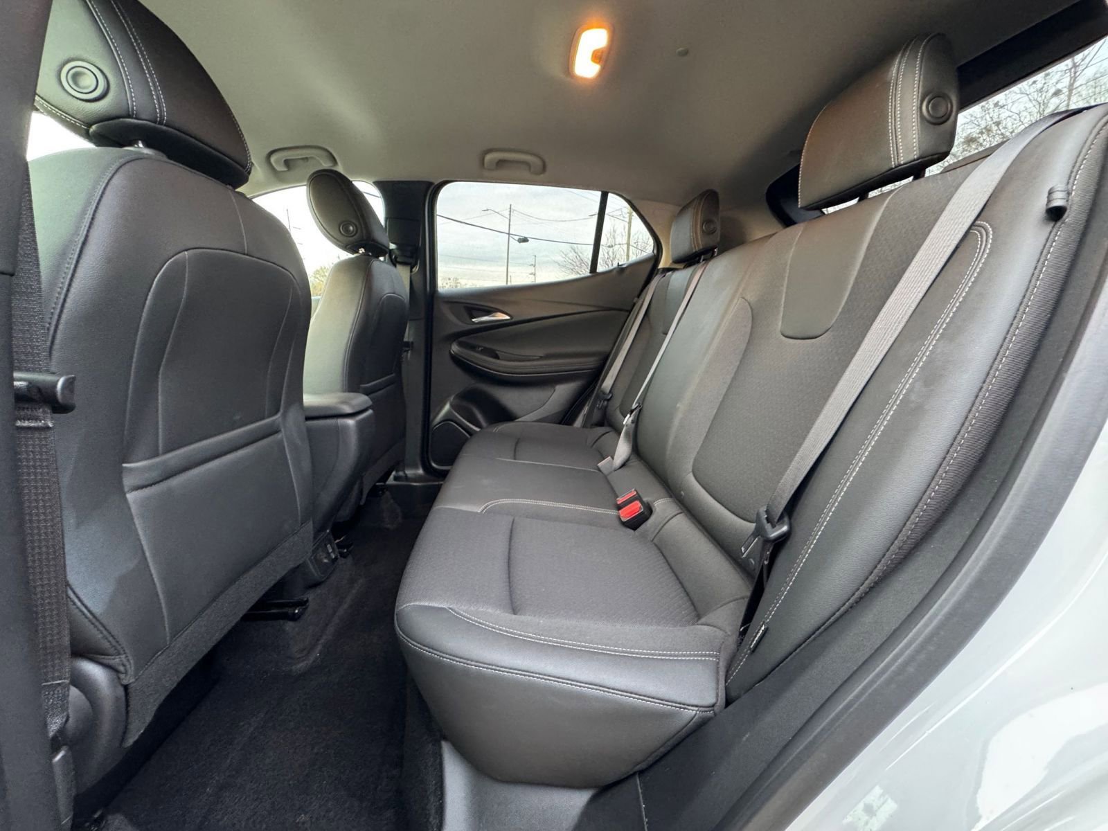 Used 2025 Buick Encore GX Preferred image 21