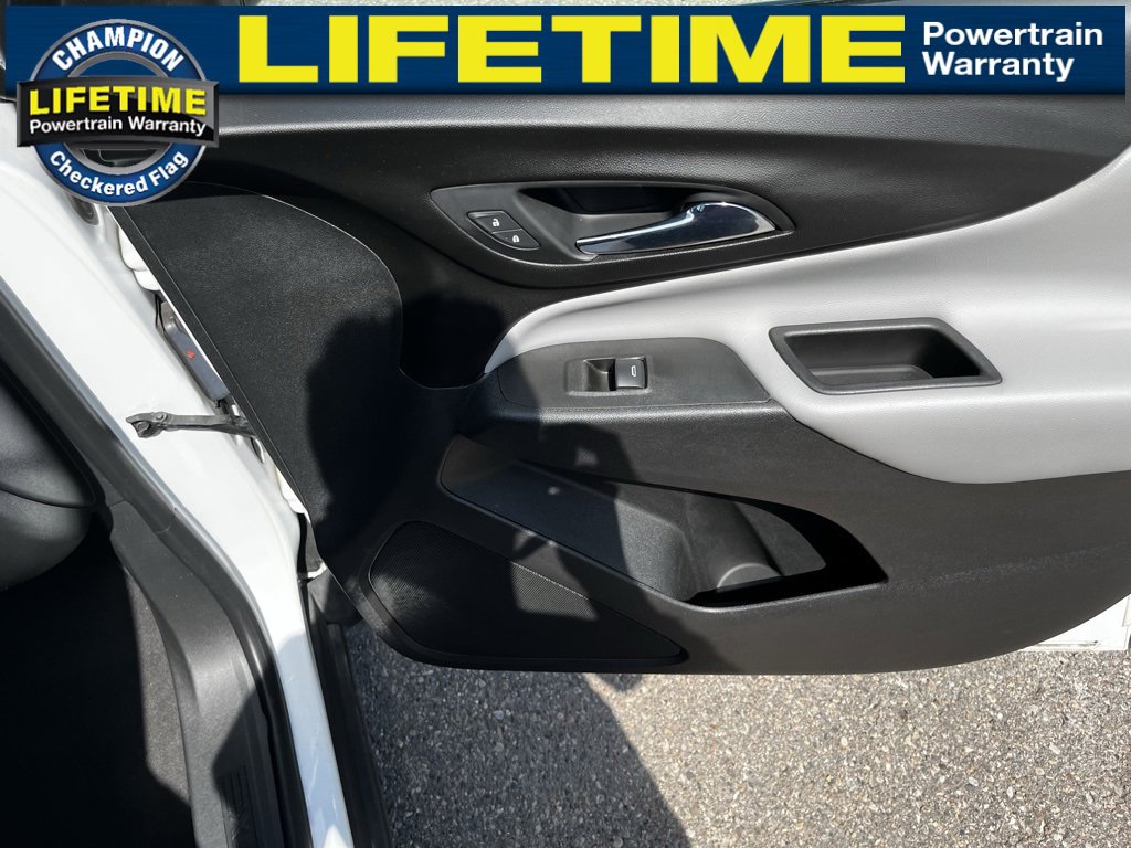 Used 2021 Chevrolet Equinox LT image 31