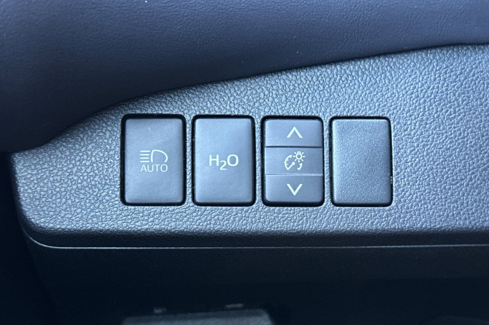 Certified 2019 Toyota Mirai image 33