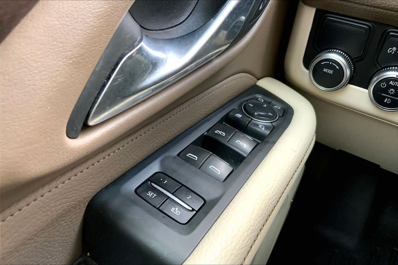 Certified 2021 GMC Yukon XL Denali RWD image 35