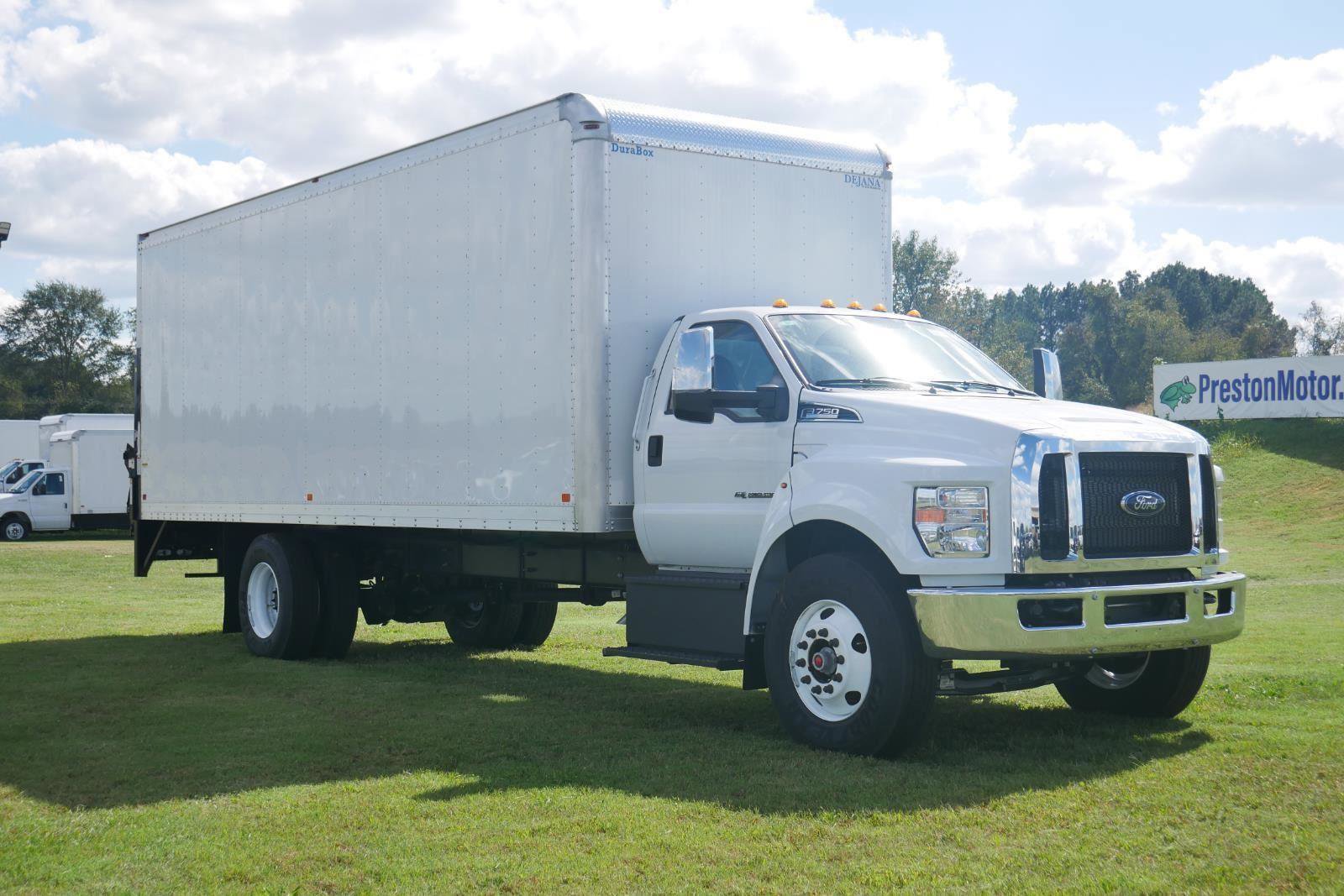 New 2025 Ford F750 2WD Regular Cab Super Duty image 3