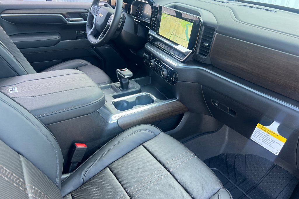 New 2026 Chevrolet Silverado 1500 High Country image 12