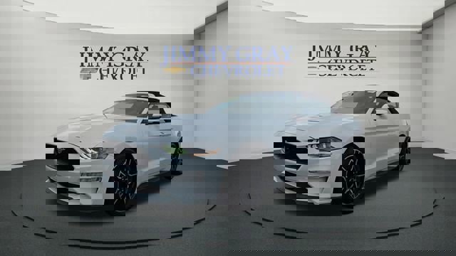 Used 2020 Ford Mustang Premium image 1