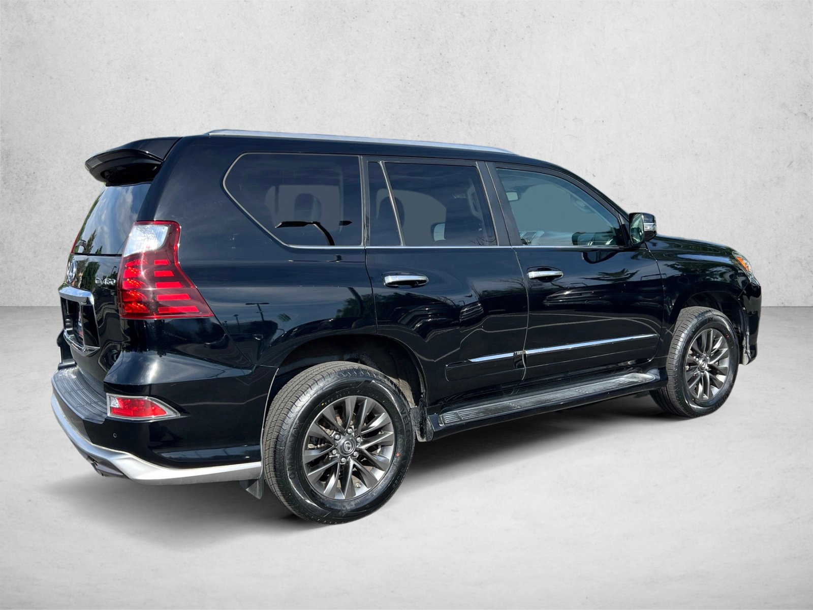 Used 2017 Lexus GX 460 AWD/4WD image 5