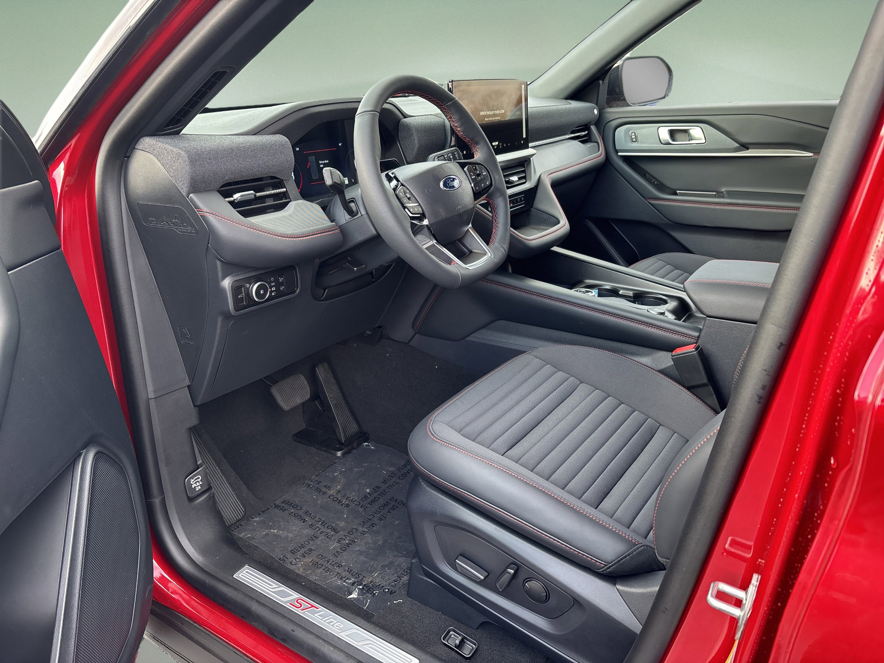 Used 2026 Ford Explorer ST-Line w/ ST-Line Street Pack AWD/4WD image 21