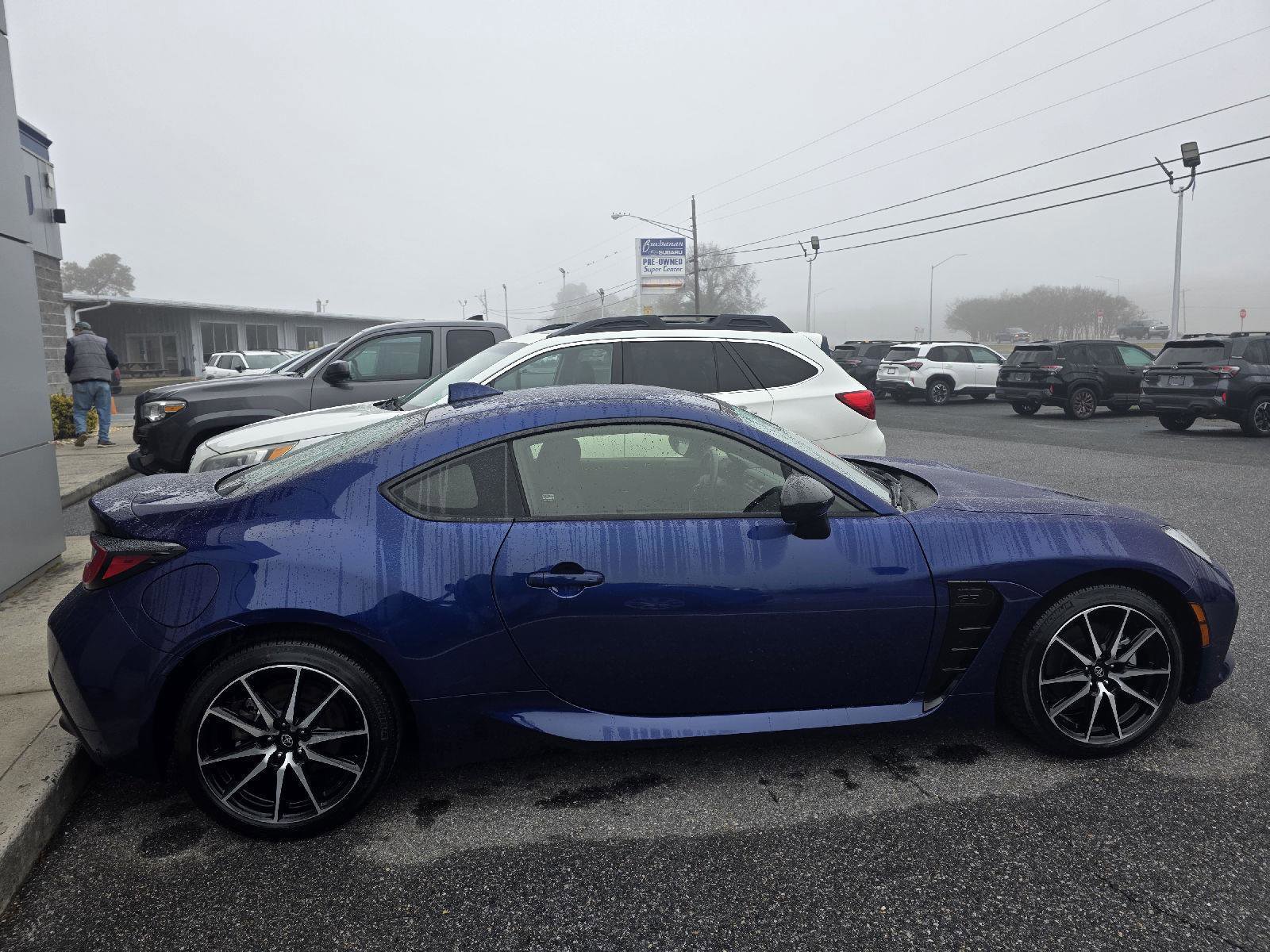 Used 2023 Toyota GR86 w/ ALL Weather Mat Package (TMS) image 4