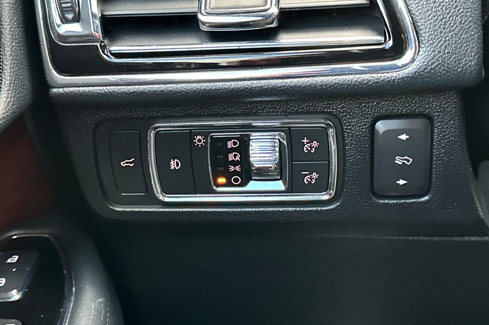 Used 2022 Lincoln Navigator Reserve image 44
