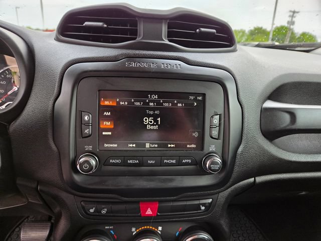 Used 2017 Jeep Renegade Trailhawk w/ Premium Trailhawk Package AWD/4WD image 6