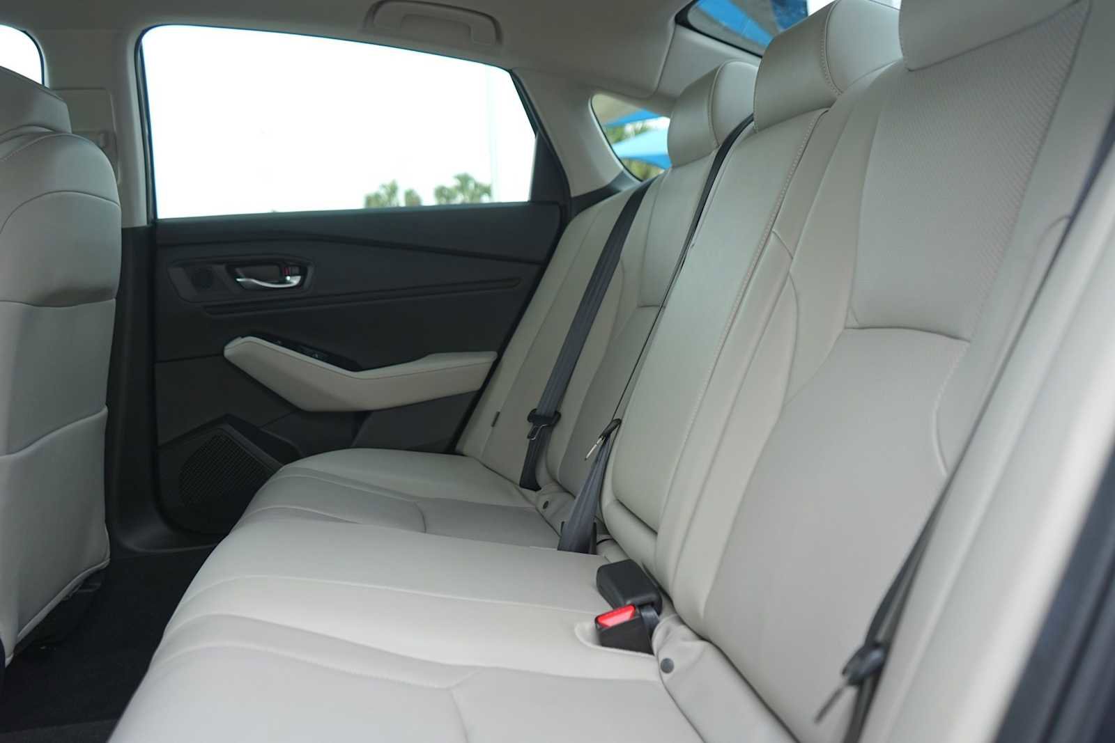Used 2025 Honda Accord Touring image 14
