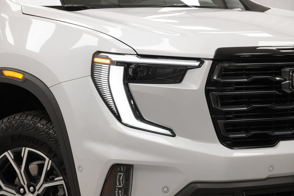 Certified 2024 GMC Acadia AT4 w/ Super Cruise Package AWD/4WD image 37