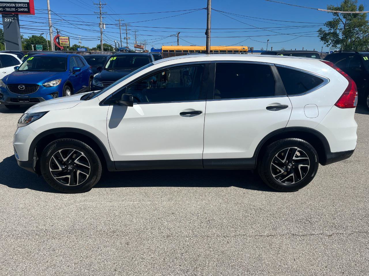 Used 2016 Honda CR-V SE image 2