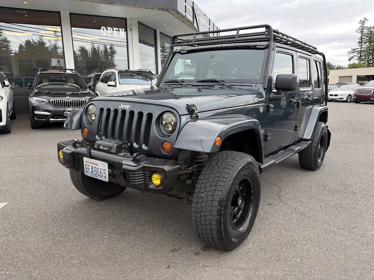 Used 2008 Jeep Wrangler Unlimited Sahara AWD/4WD image 1