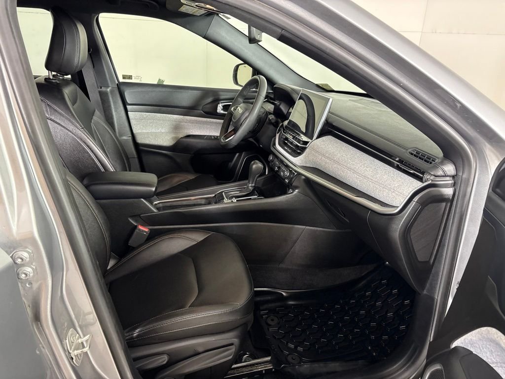 Used 2024 Jeep Compass Latitude AWD/4WD image 14